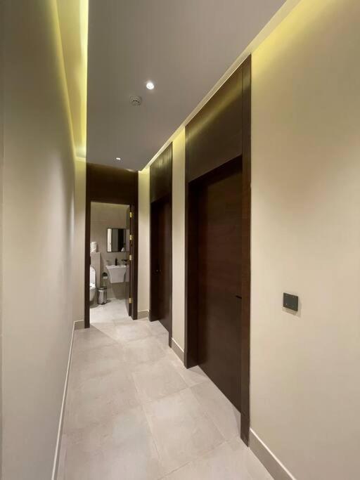 Lovely 3-bedroom Unit In Apartment Riyadh